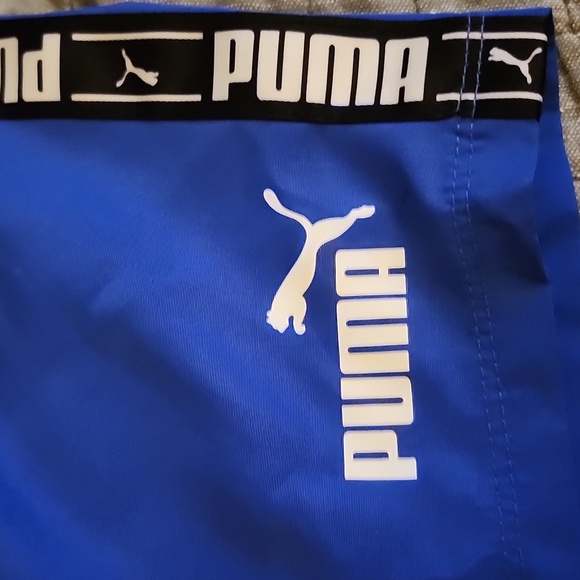 Puma Swim Trunk Size Medium - Picture 2 of 9